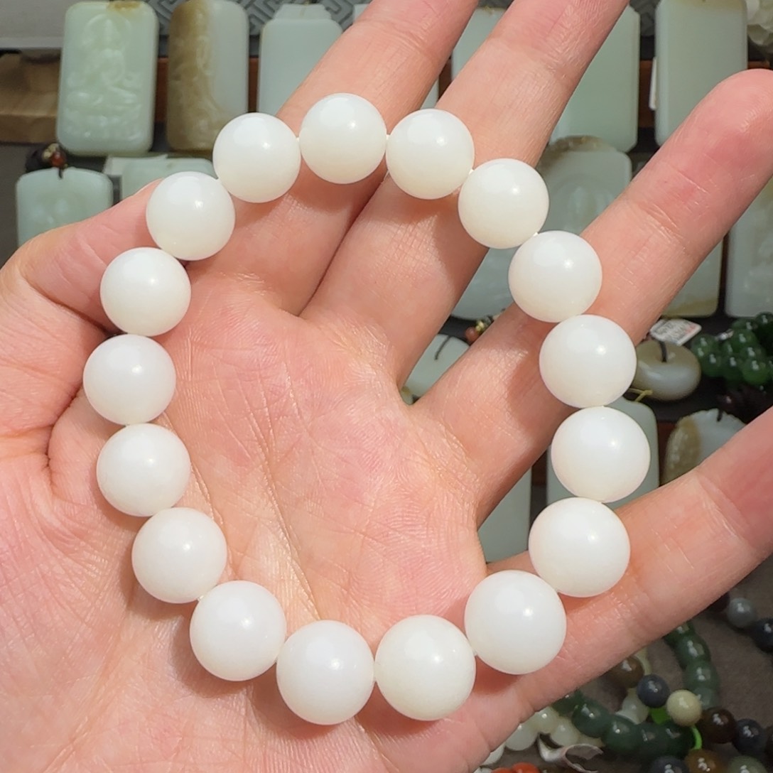 和田玉手链未镶嵌山**拍