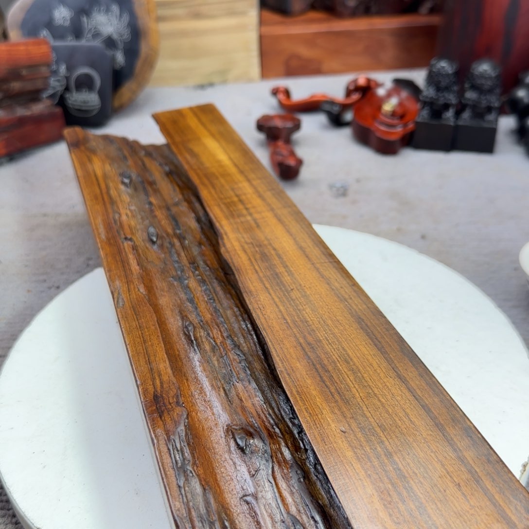 大果紫檀（缅甸花梨）雲*绘