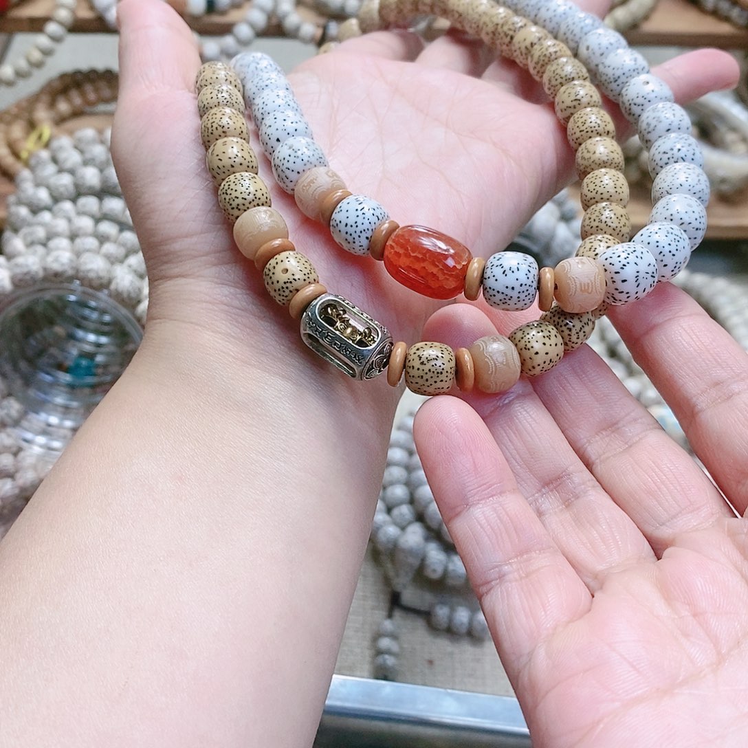 手串星月菩提定制两条11*10m m两圈