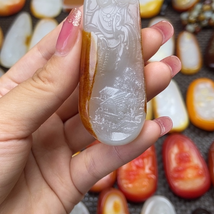 和田玉未镶嵌颈饰