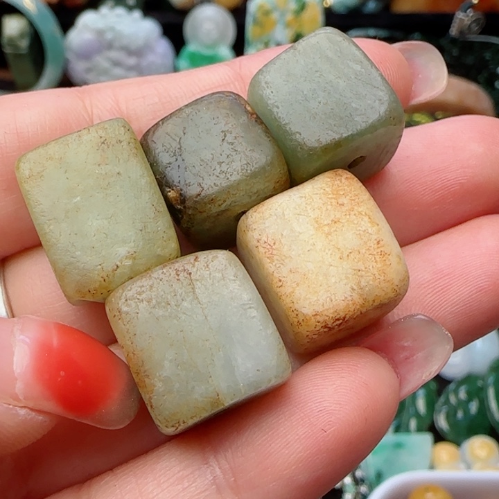 翡翠颈饰未镶嵌天然A货76