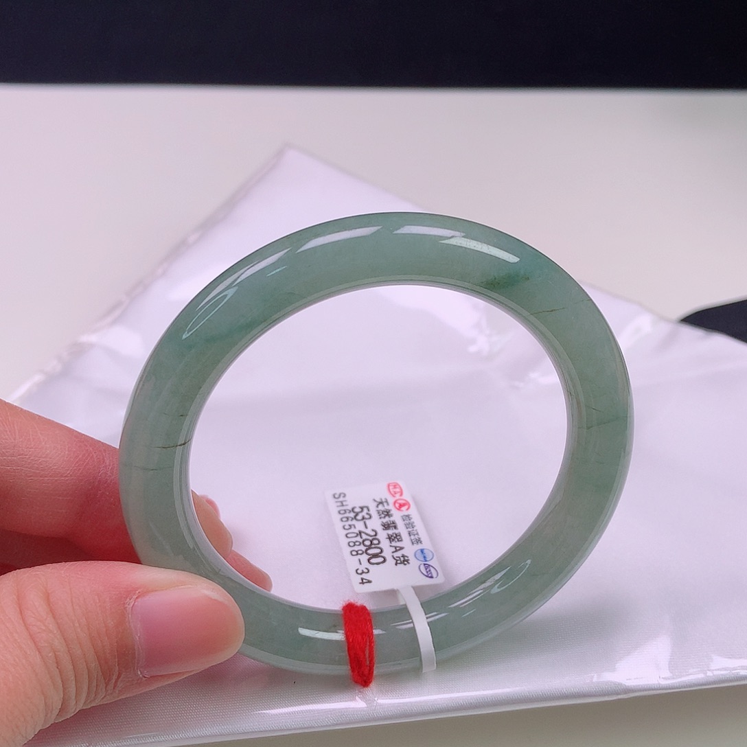 翡翠手镯未镶嵌53圆条