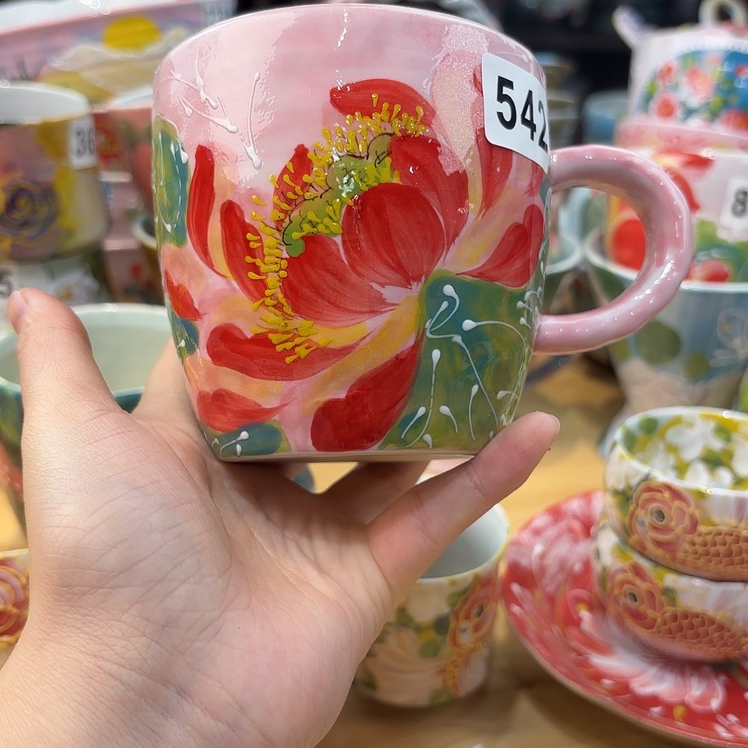 瓷片兔兔盖茨。兔兔