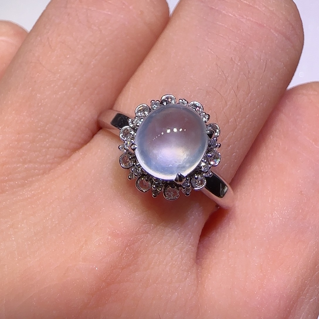 翡翠戒指18K金镶嵌戒指