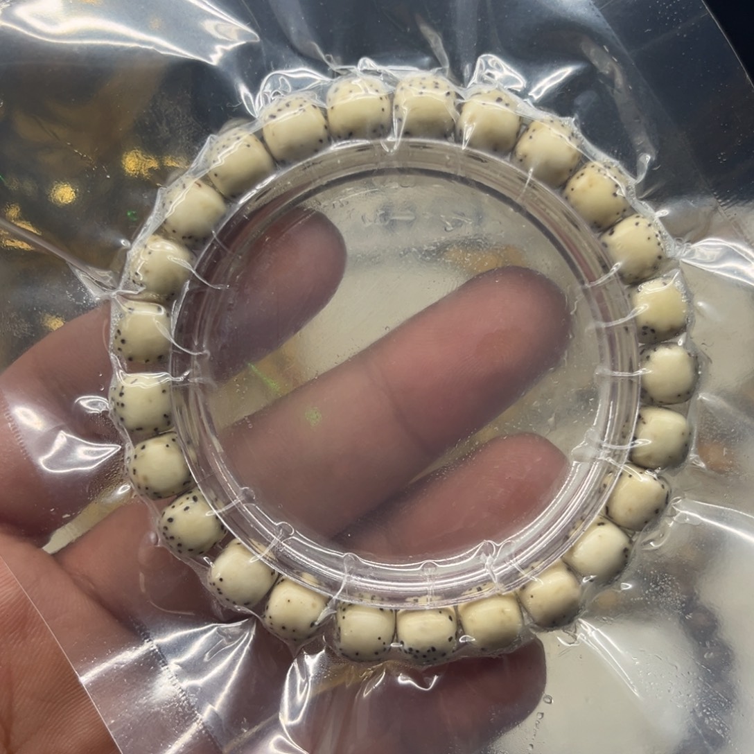 星月菩提吊坠卡9河豚