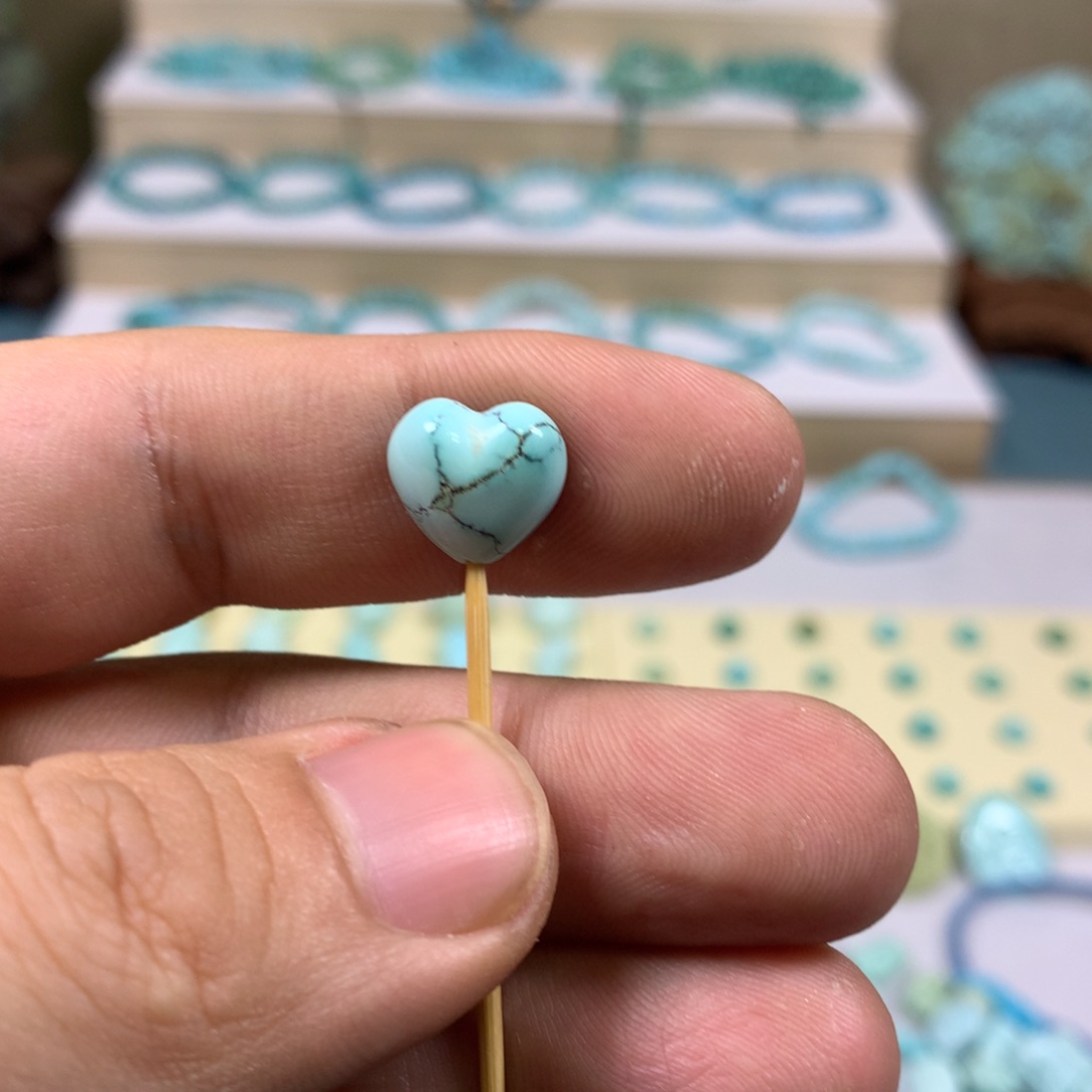 绿松石配饰未镶嵌