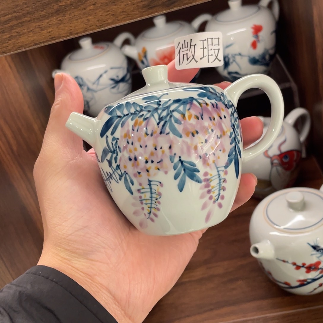 釉下手绘茶具微瑕