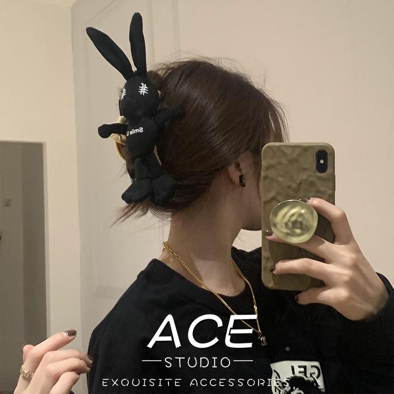 黑色兔子玩偶抓夹小众设计感卡通笑脸发夹后脑勺大号