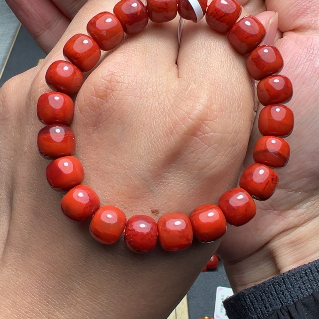 南红玛瑙颈饰未镶嵌龟**纪