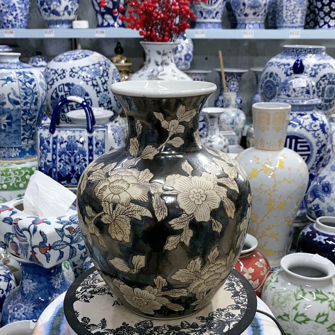 【闪购商品】摆件黑色花瓶高度25……