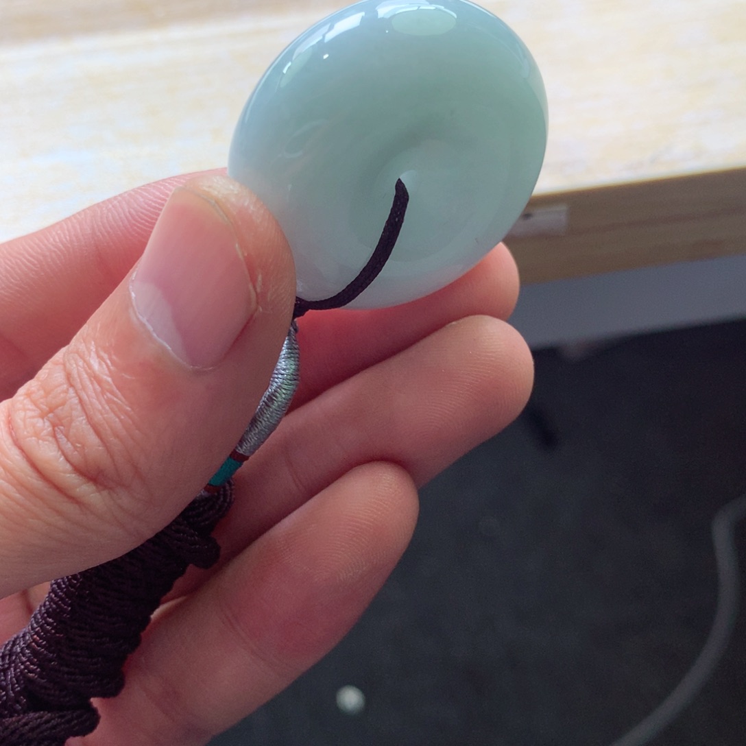 翡翠颈饰未镶嵌吊坠