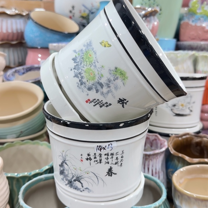 凑9块包邮，有孔，不清楚问客服