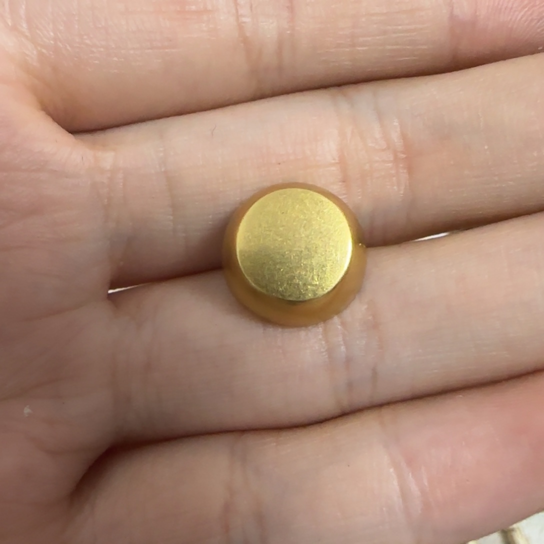 螺丝脚钉10元20个.