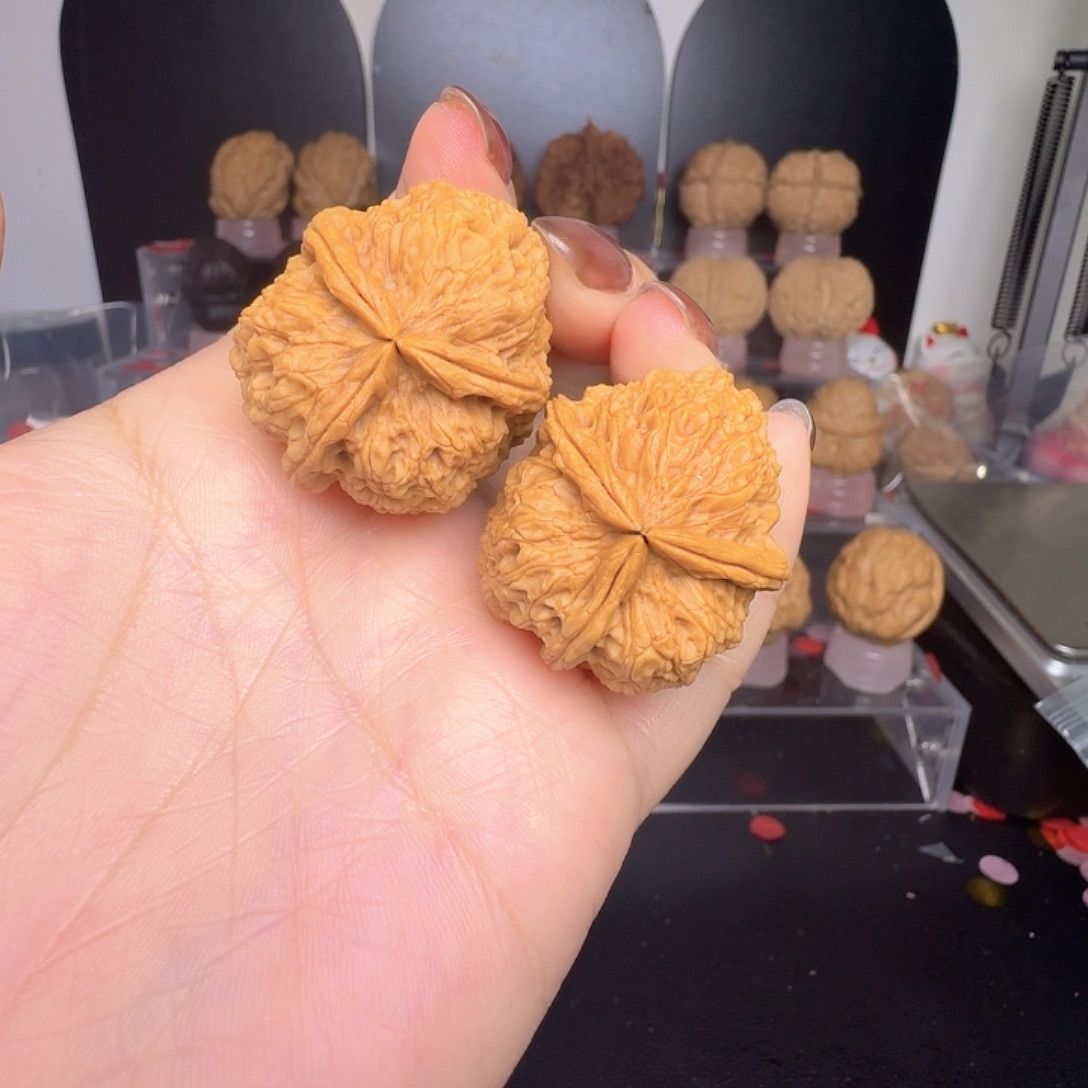 文玩核桃吊坠41号车龙鳞纹三棱