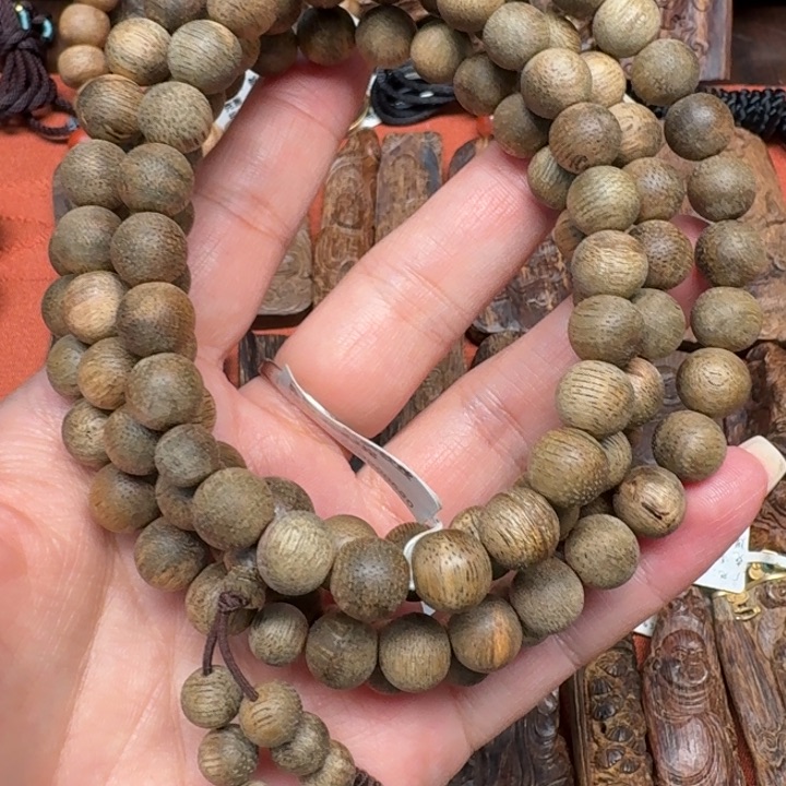 大叶紫檀（黑酸枝木类）