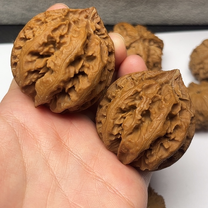 秦岭文玩核桃核桃