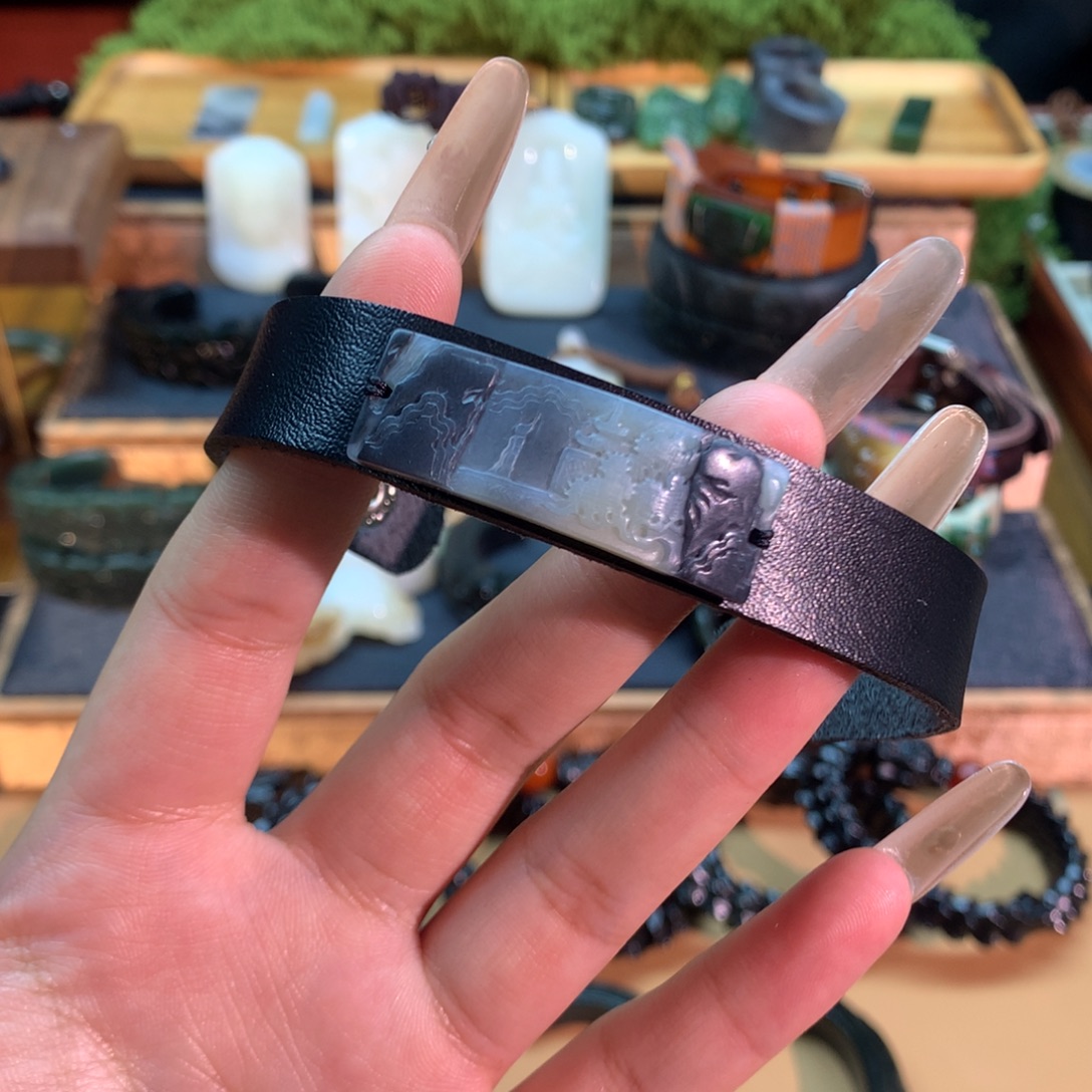 和田玉（糖玉）未镶嵌挂件