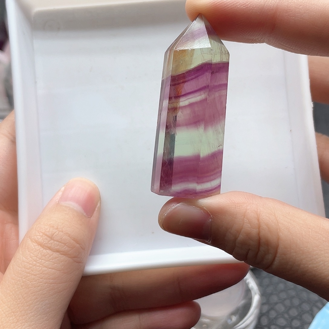 水晶珠宝半成品未镶嵌55莹石柱子