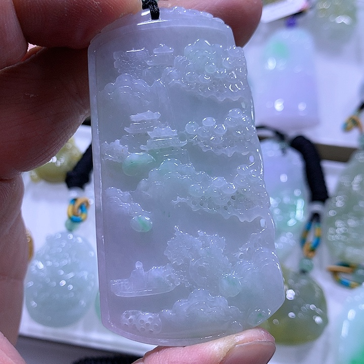 翡翠颈饰未镶嵌天然翡翠A货吊坠