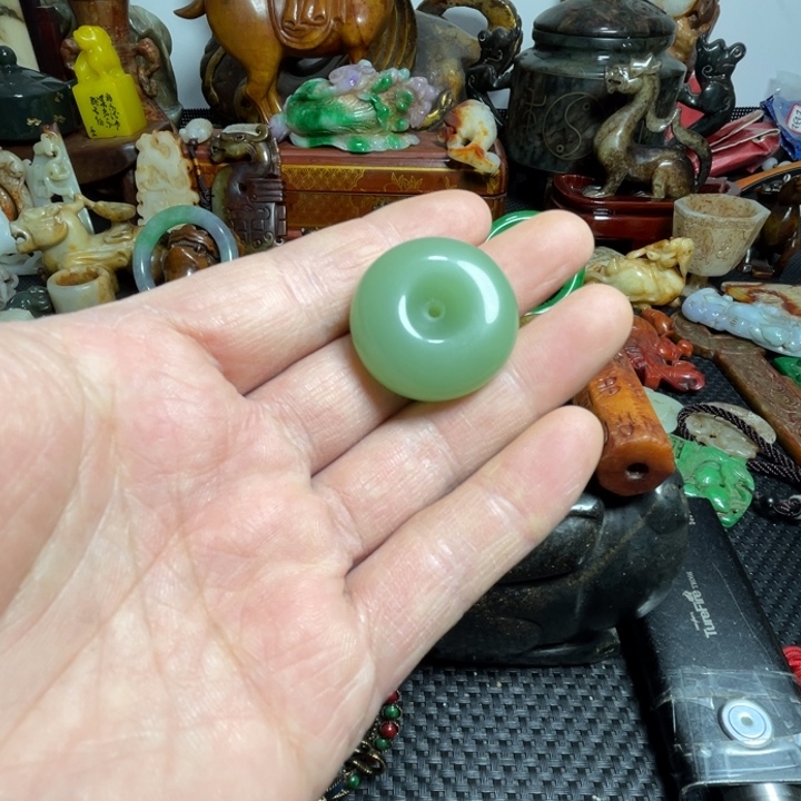 滴血莲花菩提把件
