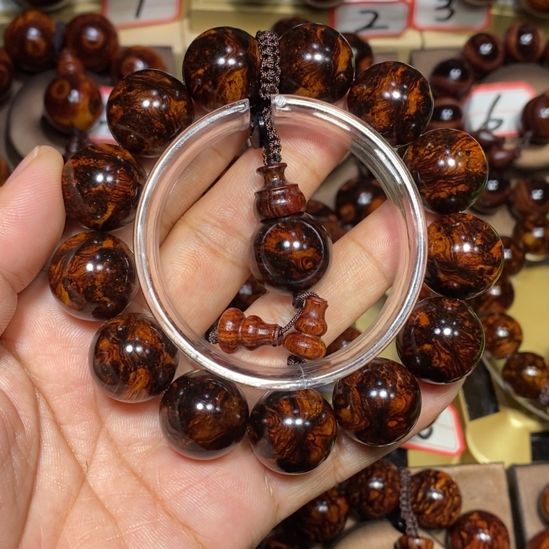 无***行黄花梨/降香黄檀黄花梨1.8双面蜘蛛