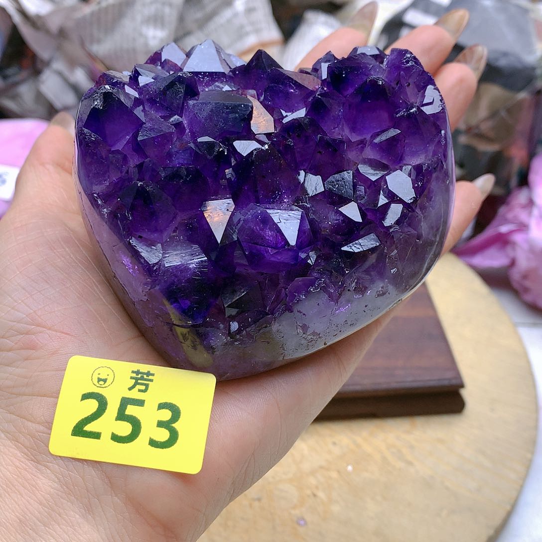 紫晶大型摆件（非配饰）未镶嵌
