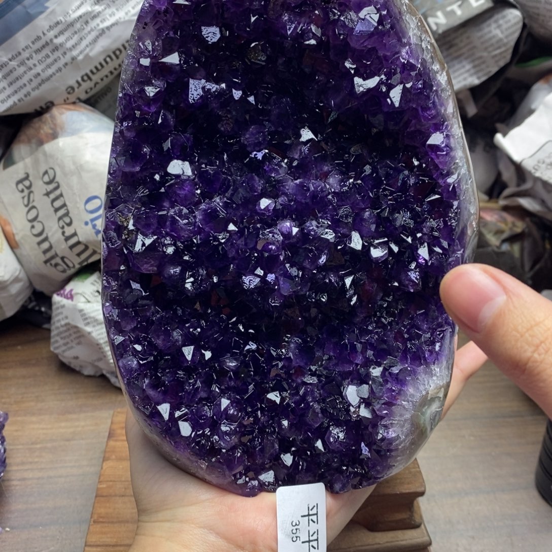 未镶嵌水晶珠宝半成品