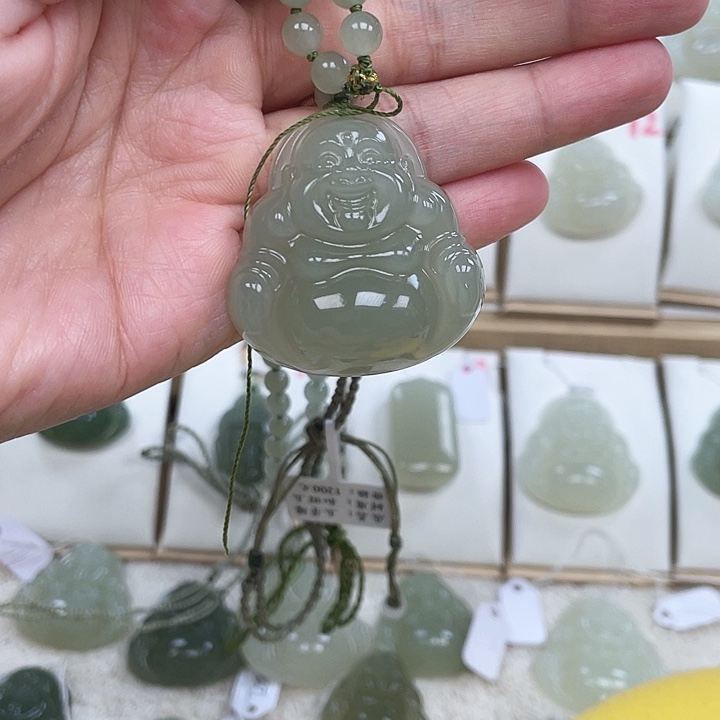 颈饰未镶嵌和田玉周*