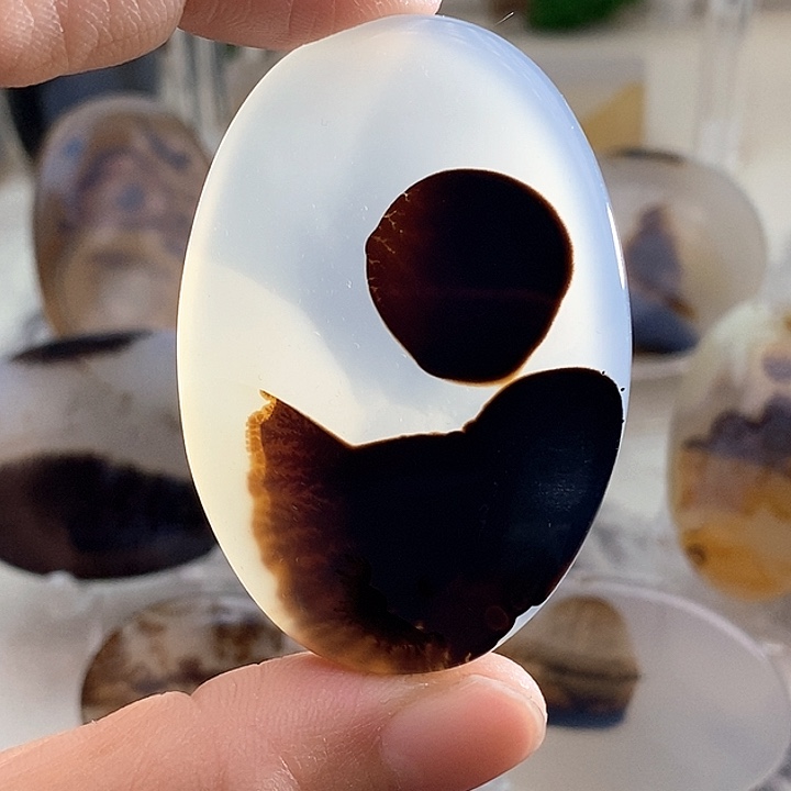 玛瑙/玉髓颈饰未镶嵌