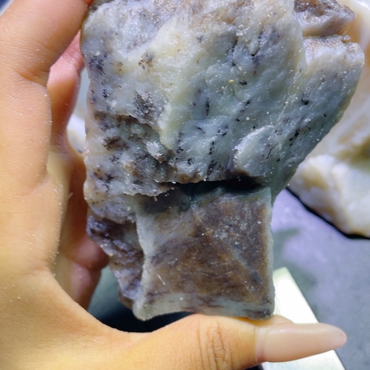 和田玉未镶嵌珠宝半成品