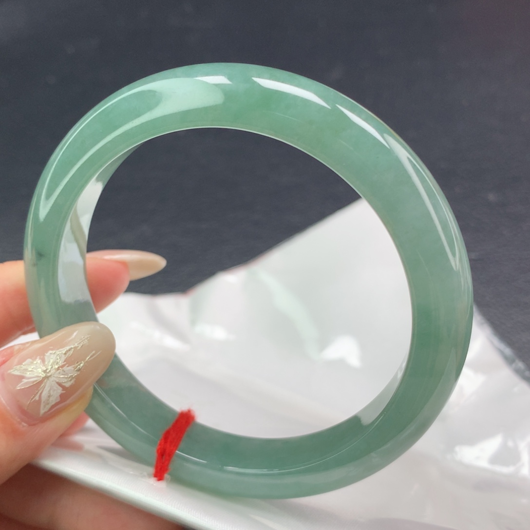 翡翠手镯未镶嵌（38号）