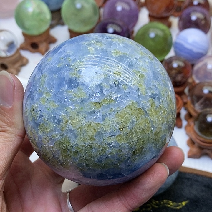 水晶蓝方解橄榄共生球未镶嵌焱*