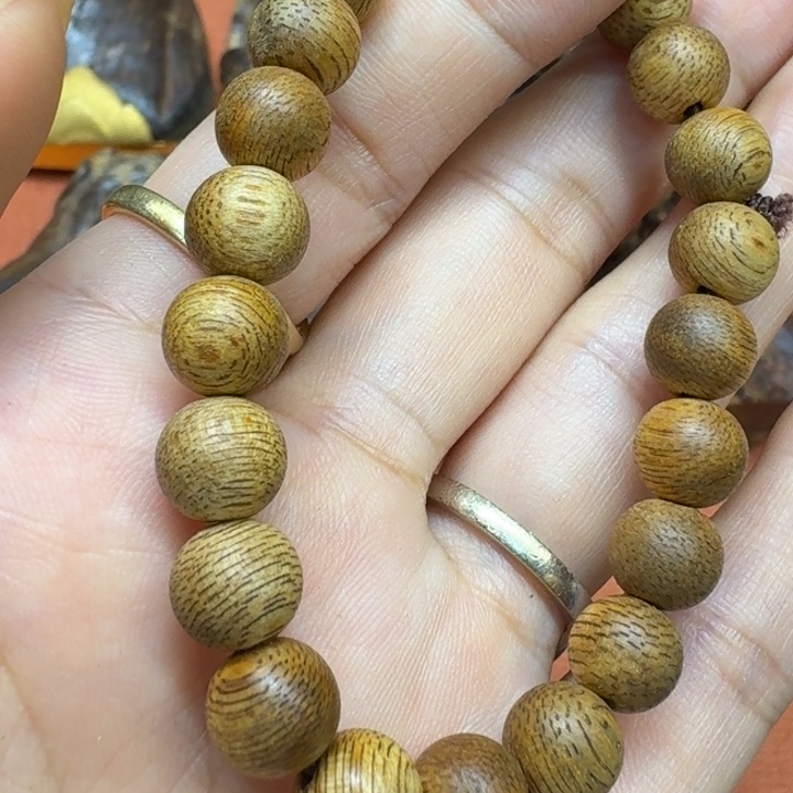 大叶紫檀（黑酸枝木类）