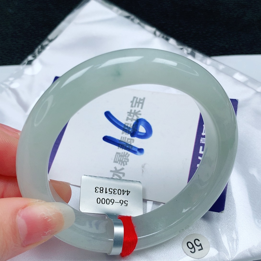 翡翠手镯未镶嵌缅甸天然a货翡翠