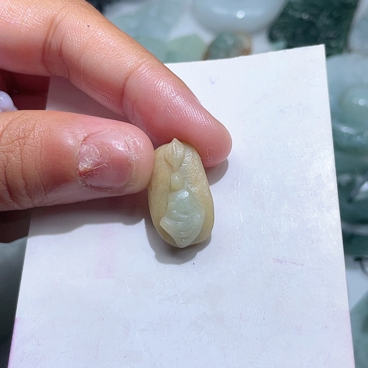 定制翡翠未镶嵌翡翠