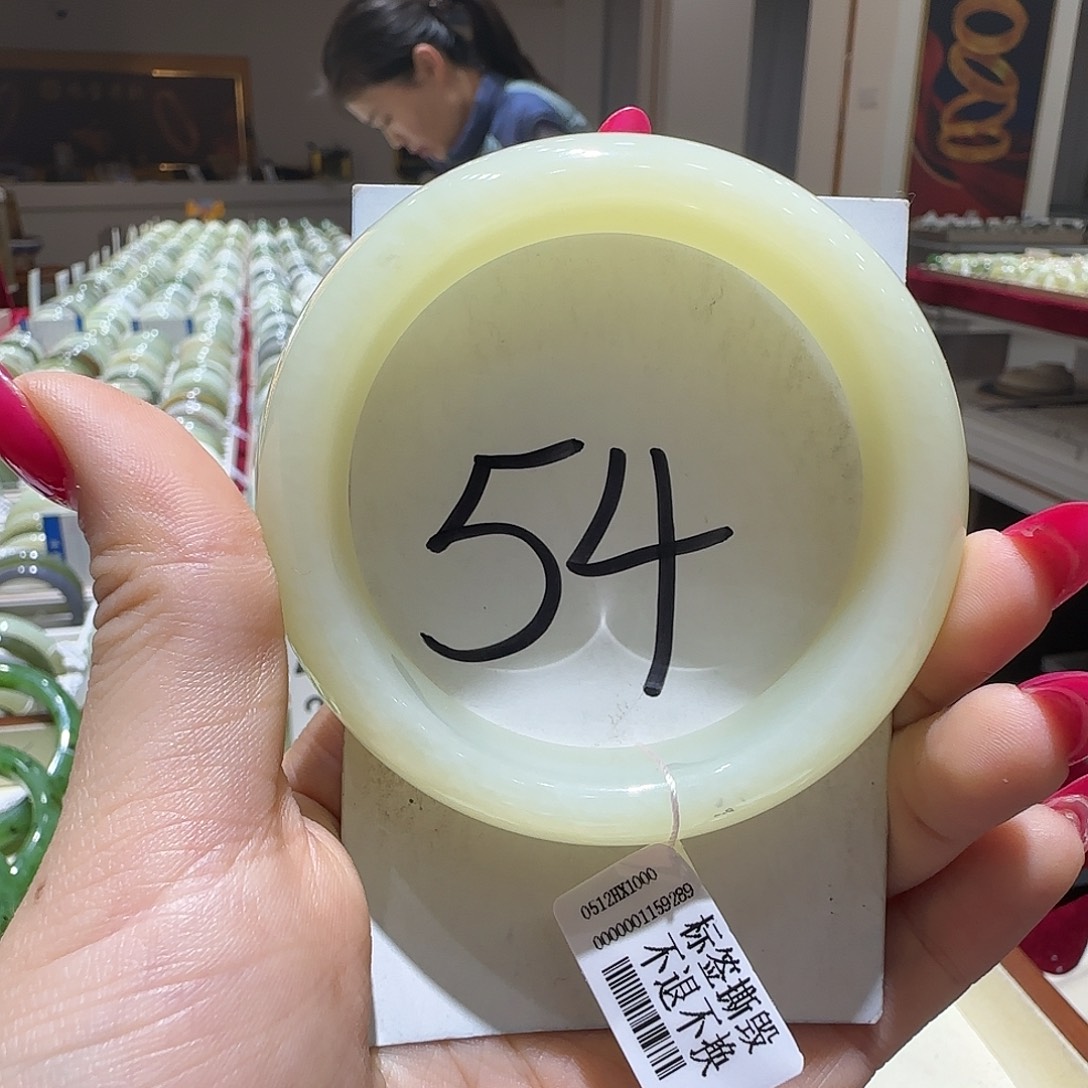 翡翠未镶嵌手镯667