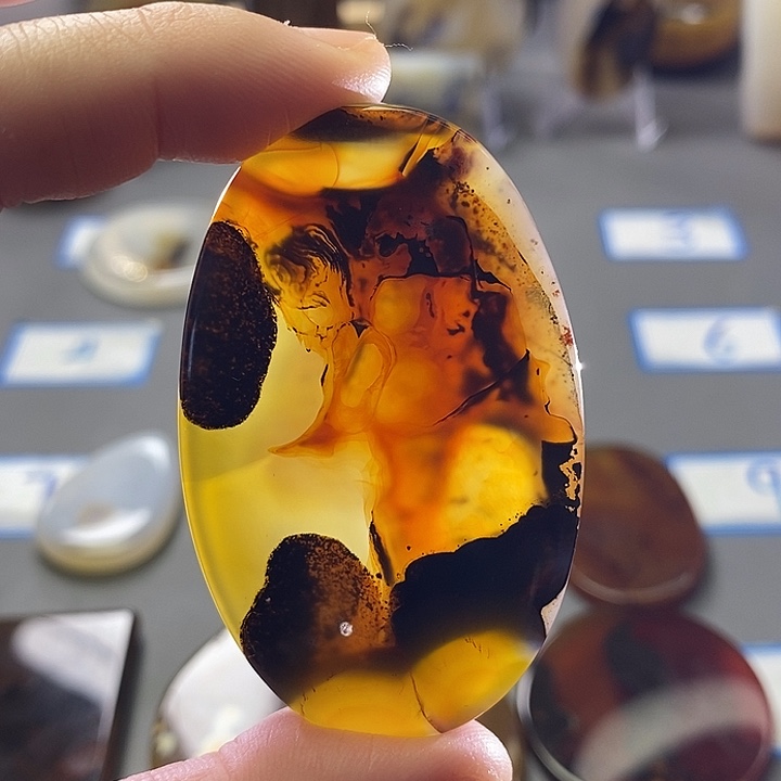 玛瑙/玉髓未镶嵌珠宝半成品177