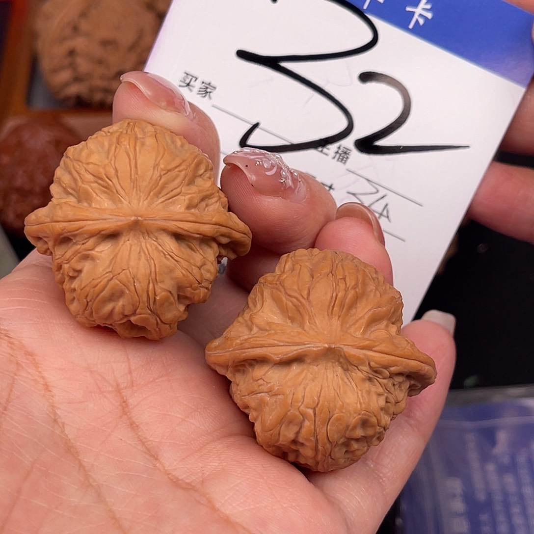 桃核吊坠W****.全品凤凰山36尺寸y