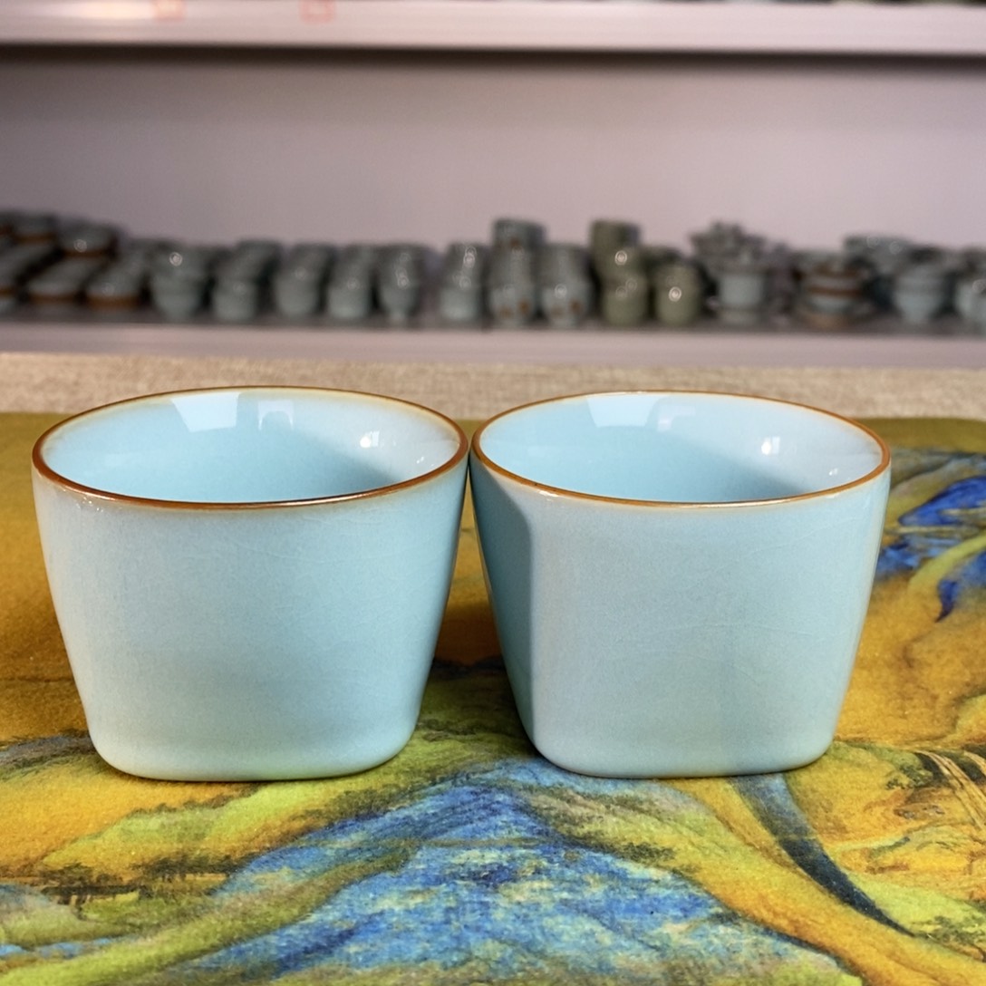 【闪购商品】天青天圆地方微微瑕。。一对
