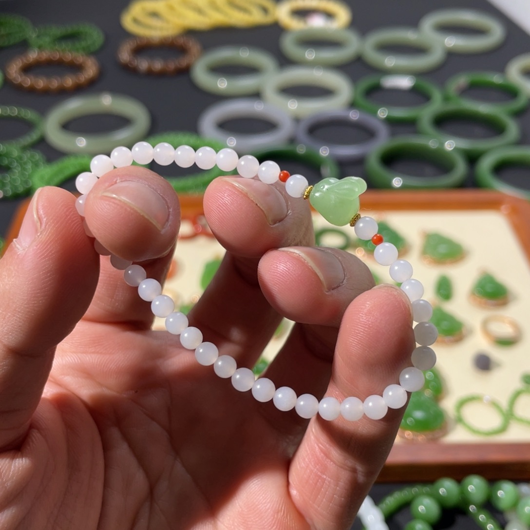 和田玉手链未镶嵌