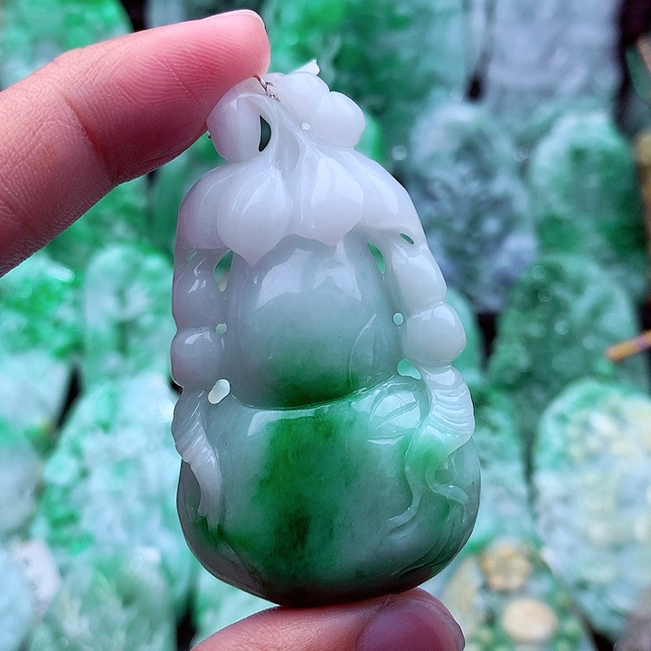 翡翠吊坠(不含链)未镶嵌