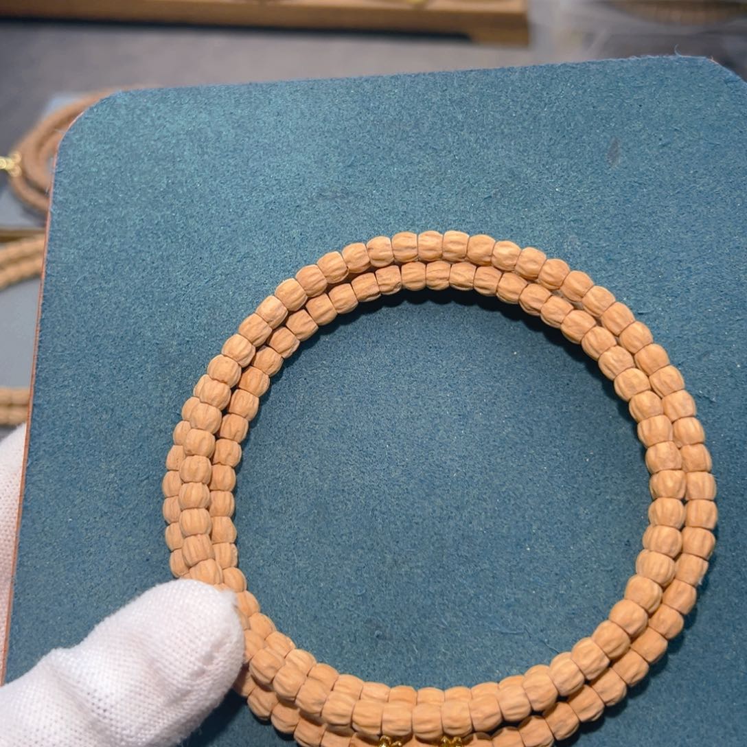 吊坠柏香籽/百香籽R****美莲花顺