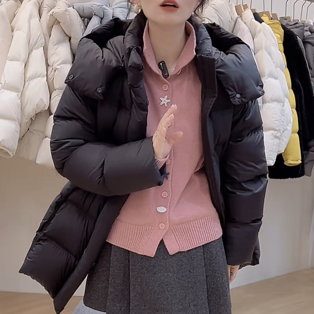 861唯阁韩系海星贝壳扣羊毛开衫2025冬季新款羊毛衫