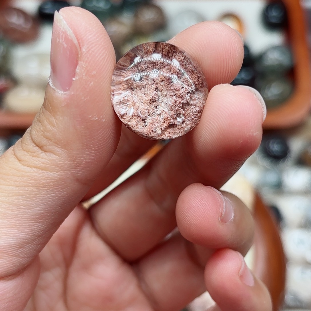 e***l未镶嵌水晶颈饰水晶