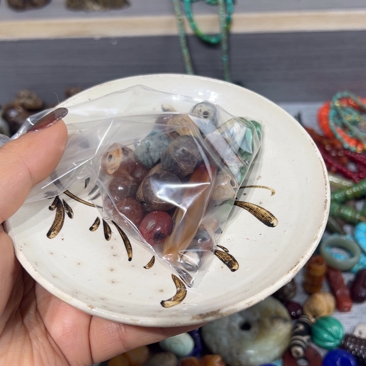 瓷片我****往^_^^_^^_^^_^^_^^_^^_^