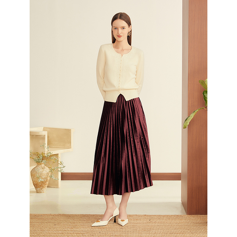 YINER音儿2025冬季新款酒红色法式丝绒肌理百褶半身裙8C35550600