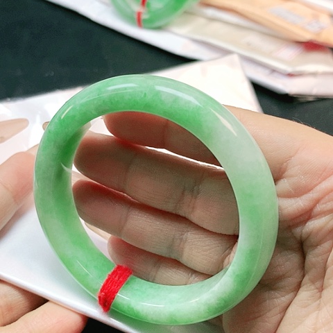 未镶嵌手镯翡翠小*瓜2427