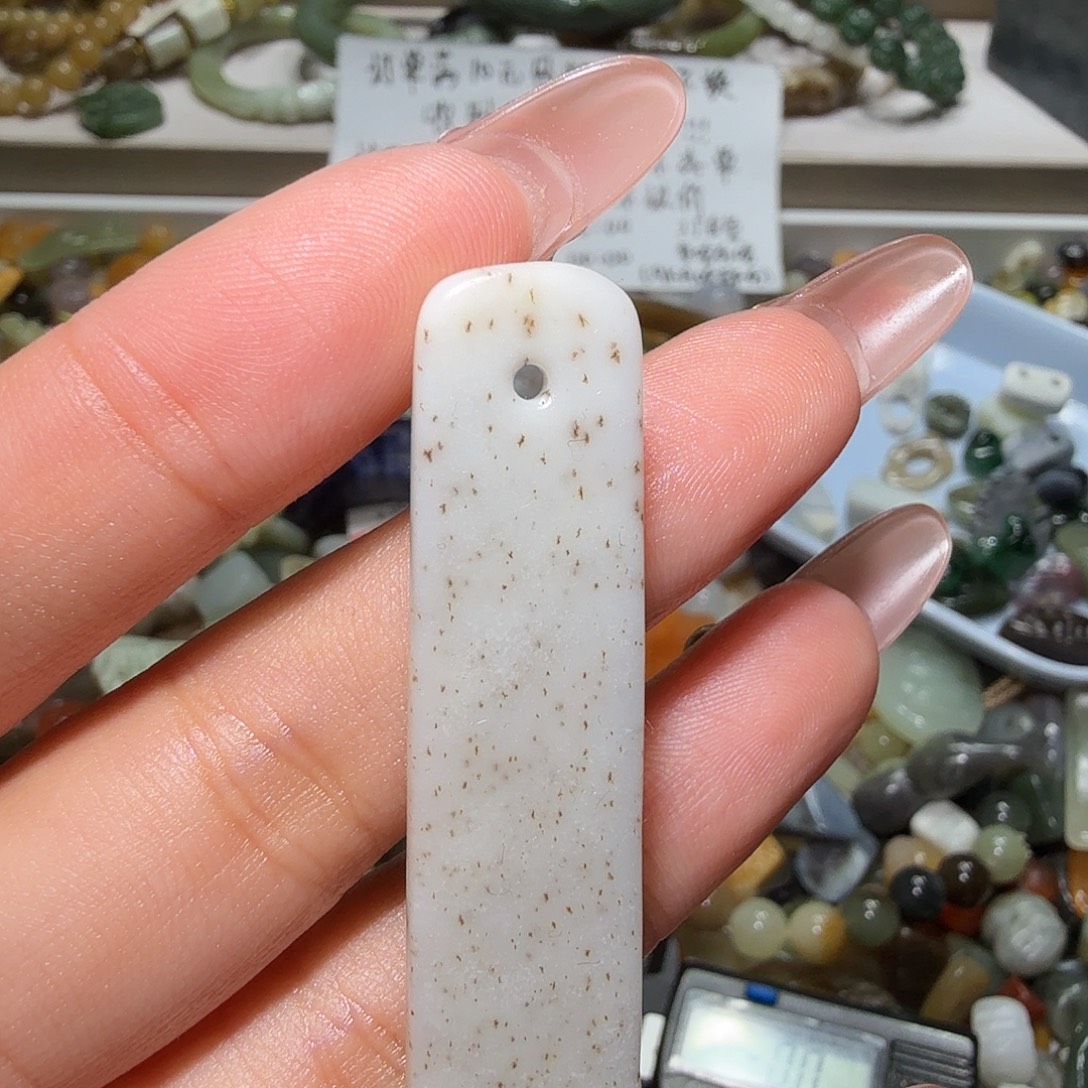 和田玉未镶嵌珠宝奇石