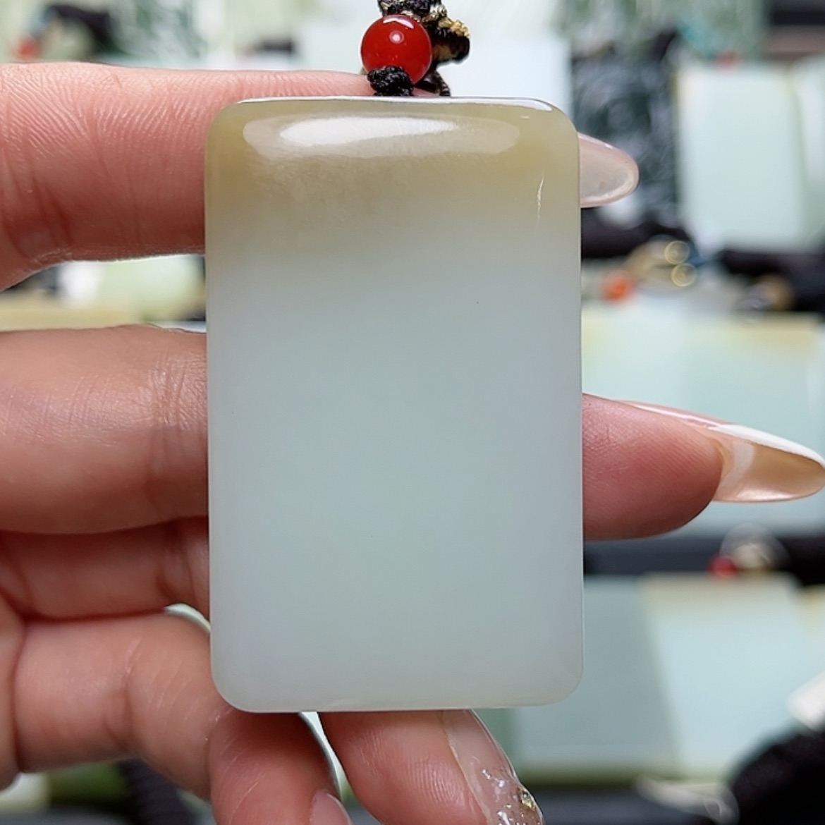 【闪购商品】颈饰未镶嵌和田玉❤️****