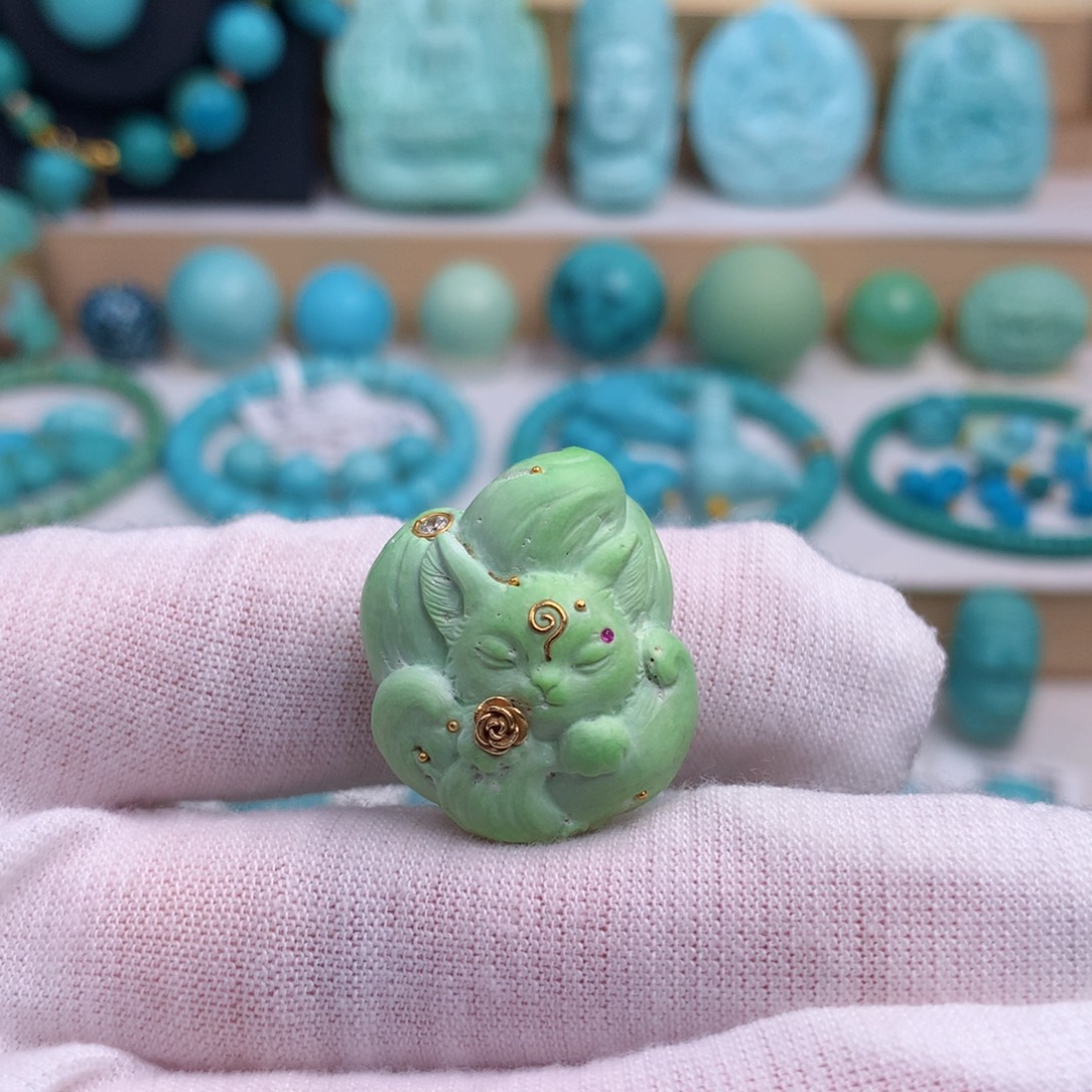 未镶嵌绿松石珠宝奇石